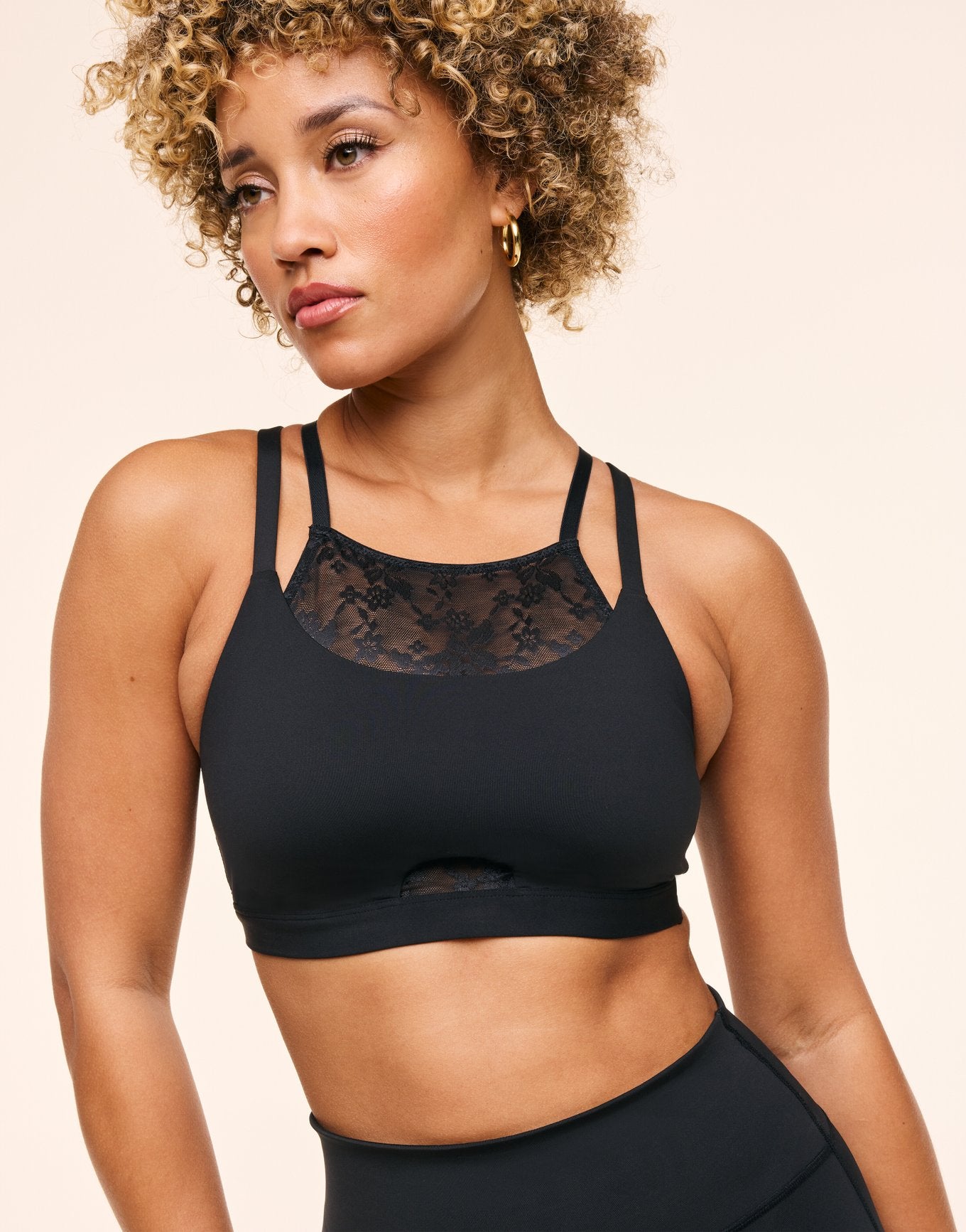 Mari Contorno Negro