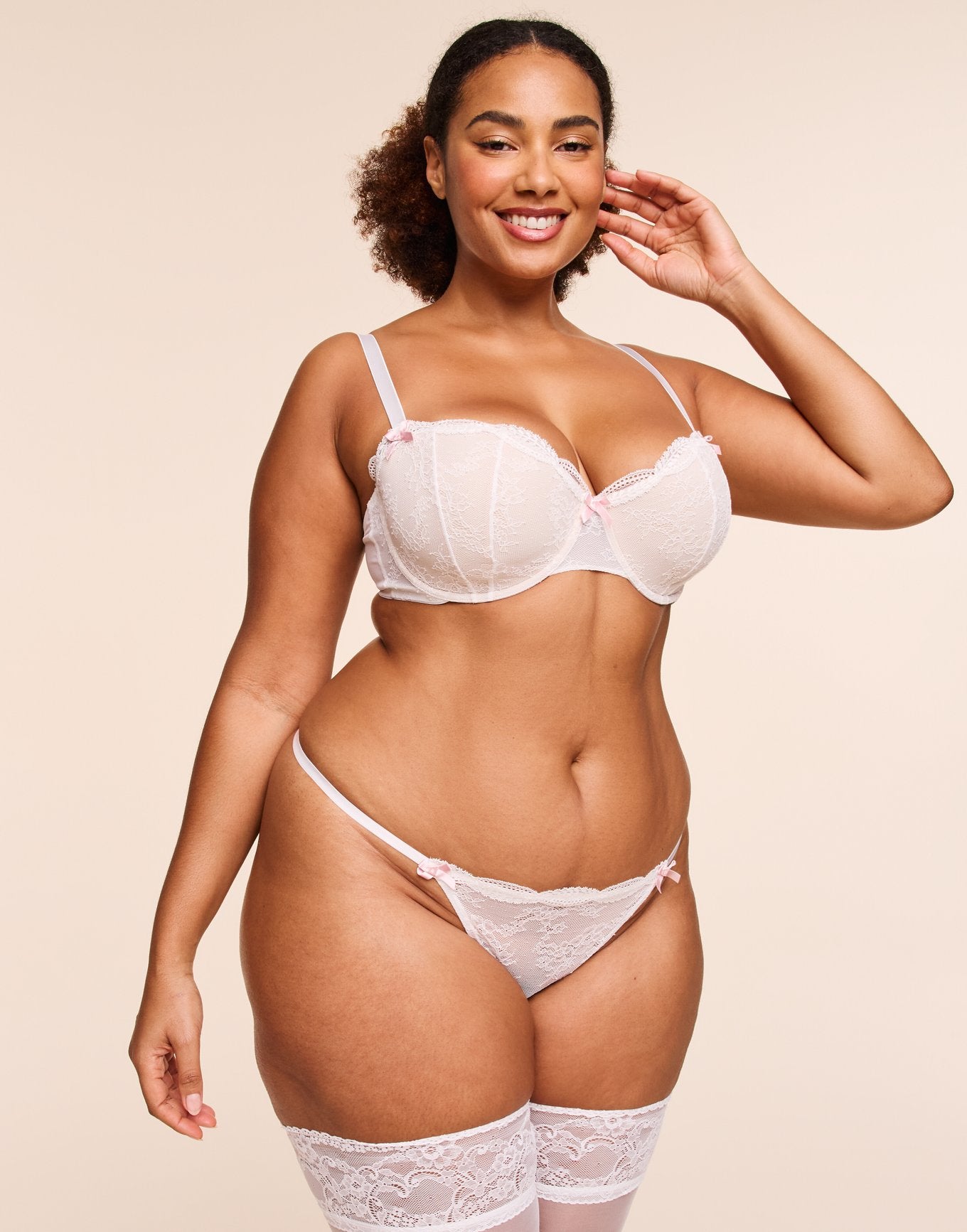Anabella Contorno Plus Blanco