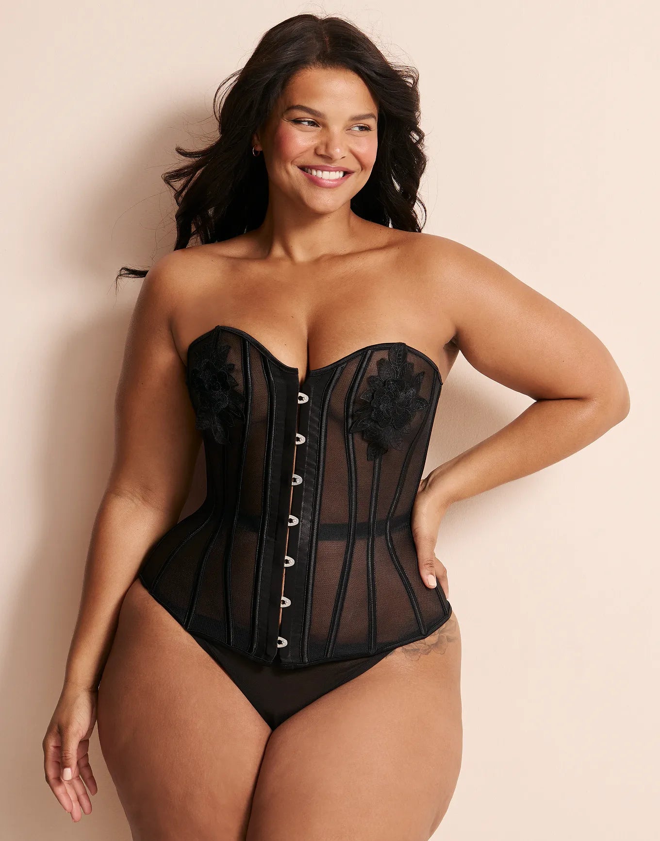 Charlotta Sin Relleno Plus Negro